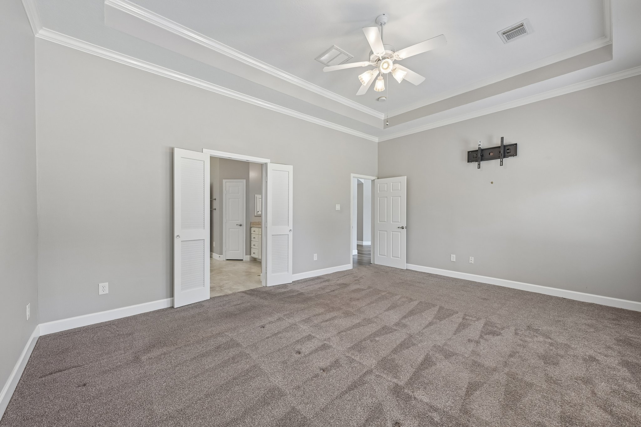 Harvest Hill Dr-S2107-030.jpg