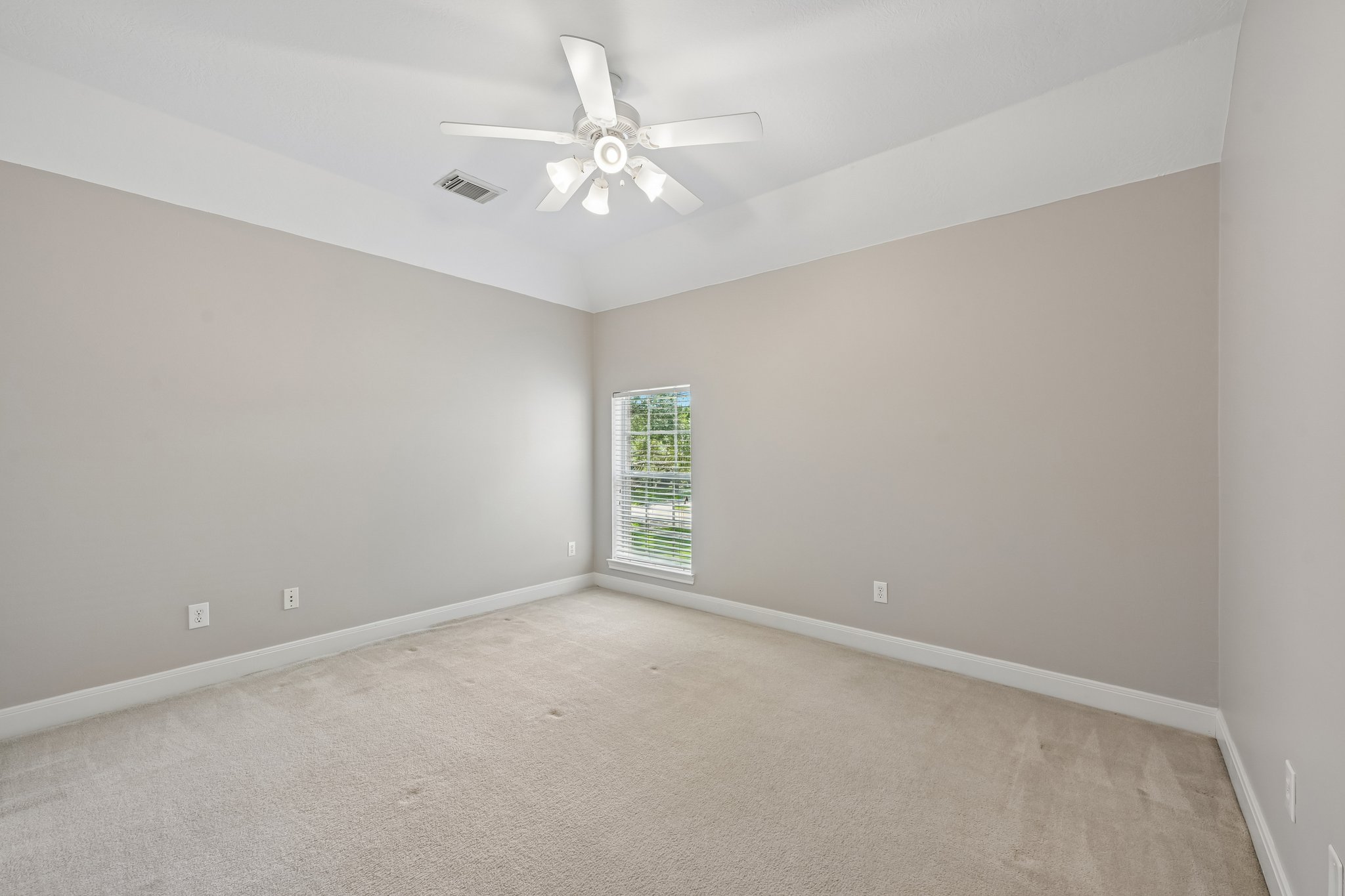 Harvest Hill Dr-S2107-043.jpg