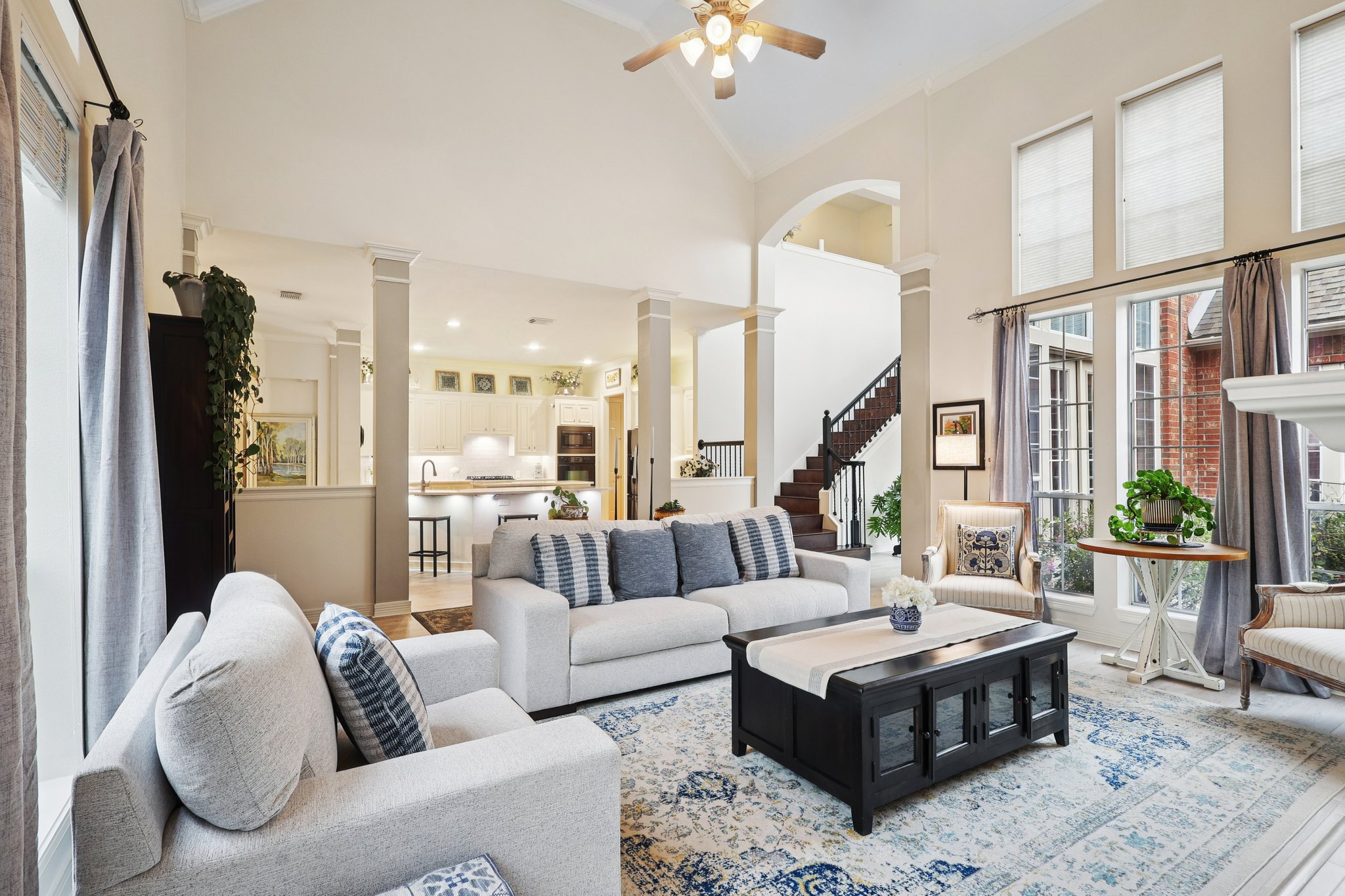 Amy Shores Ct-S2101-008.jpg