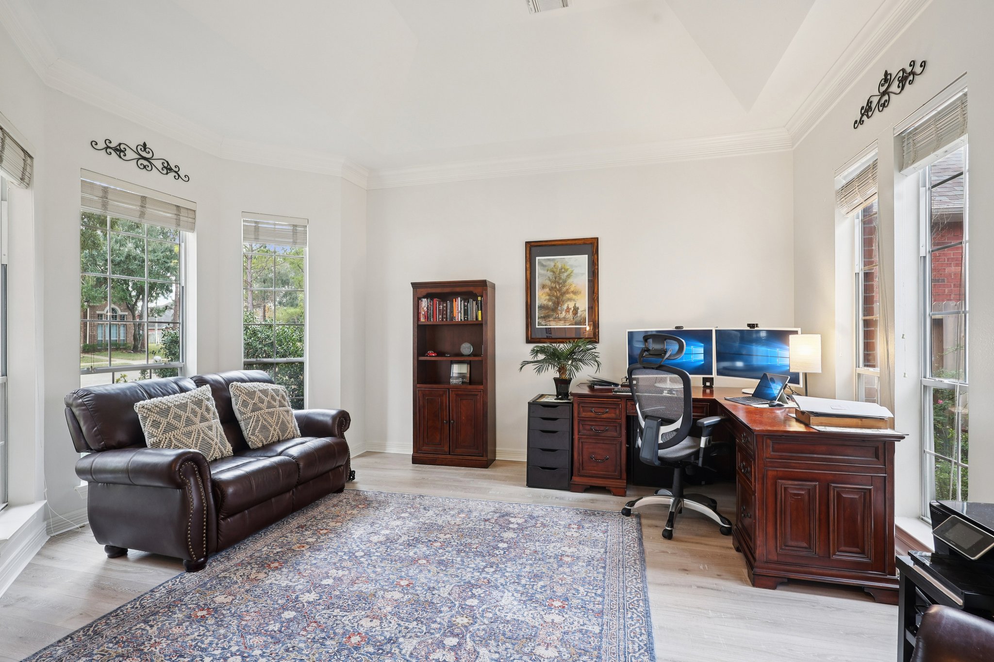 Amy Shores Ct-S2101-020.jpg