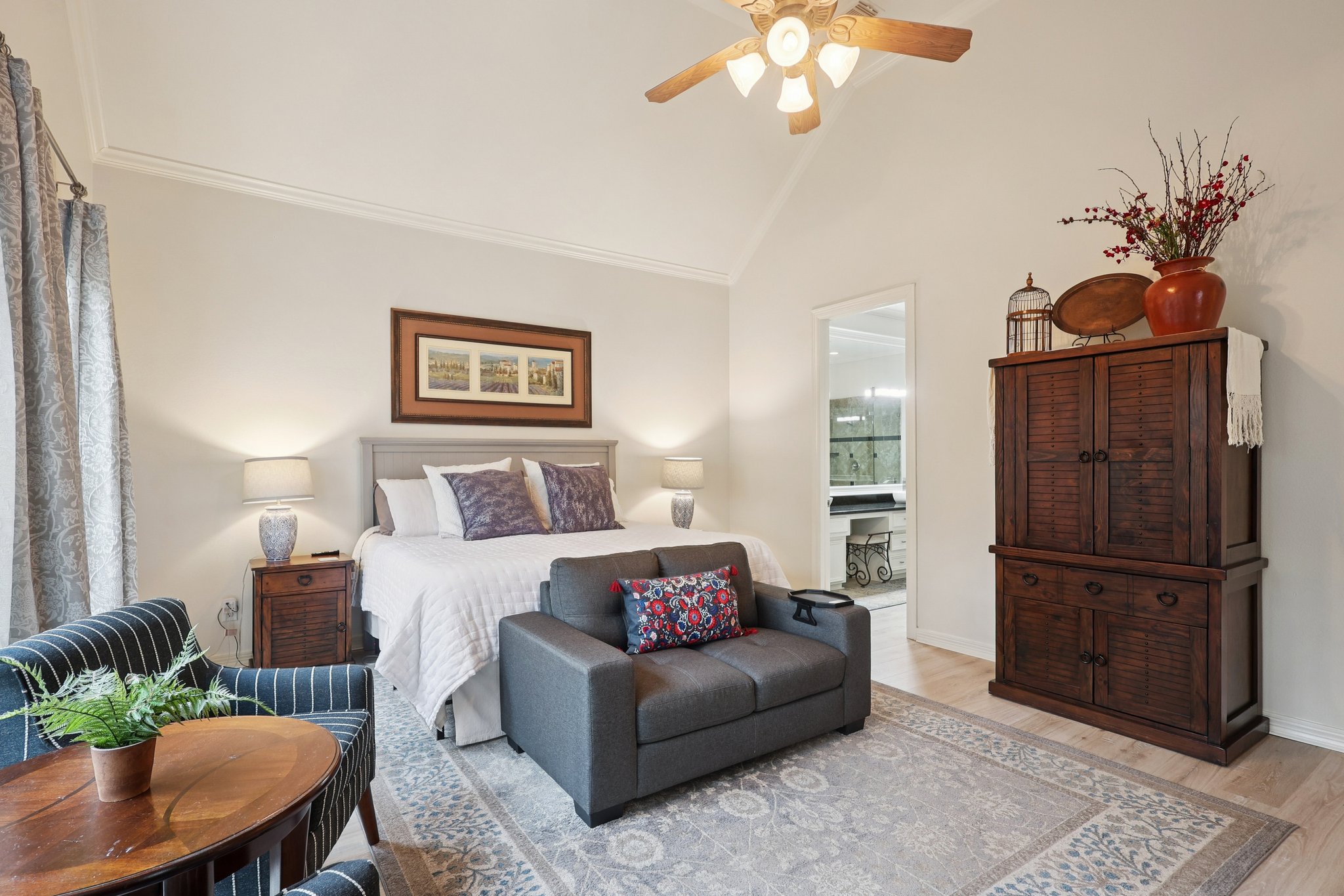 Amy Shores Ct-S2101-028.jpg