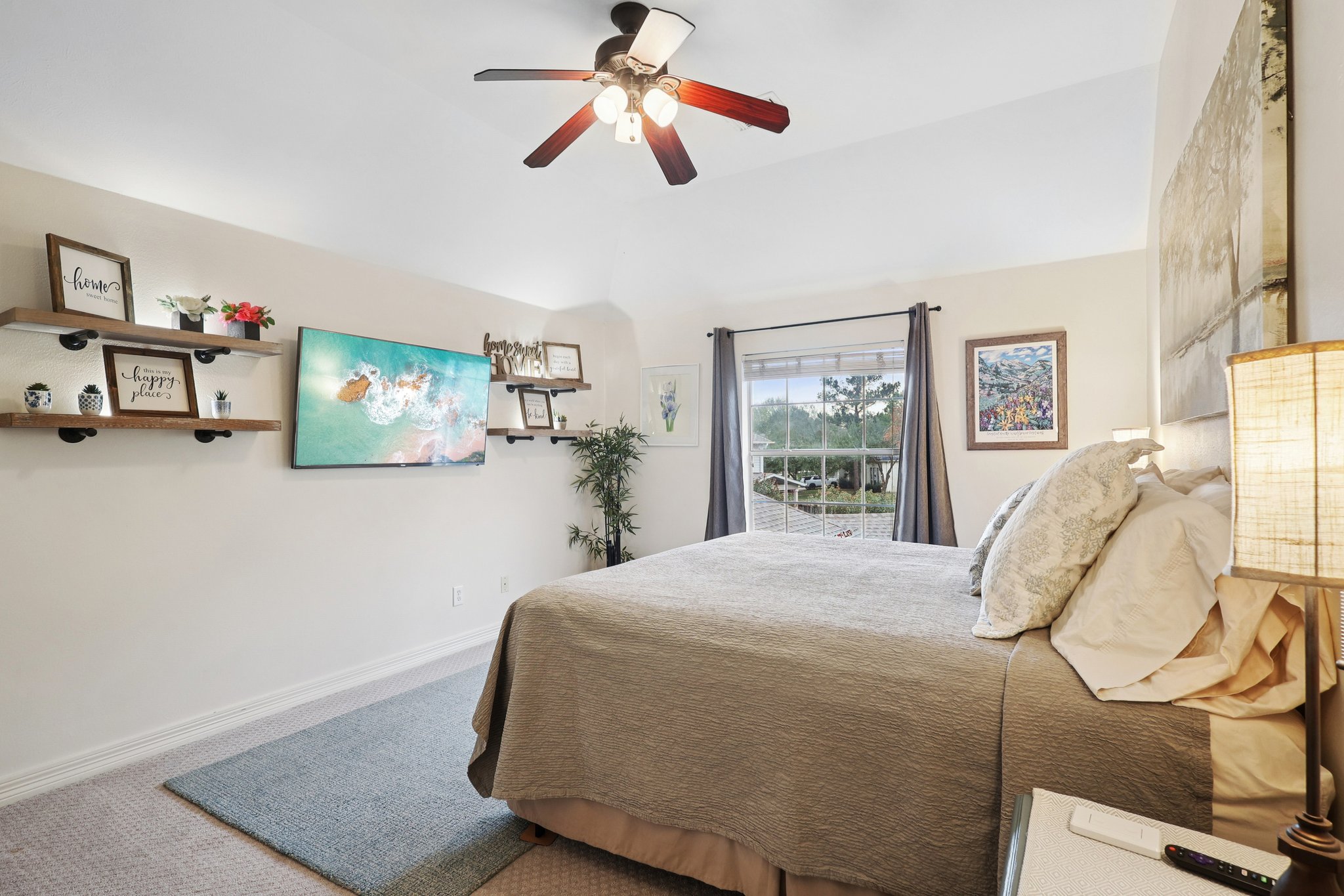 Amy Shores Ct-S2101-040.jpg