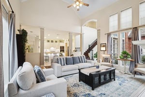 Amy Shores Ct-S2101-008.jpg