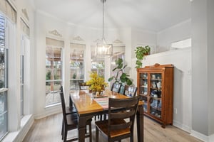 Amy Shores Ct-S2101-011.jpg