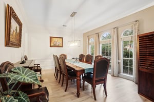 Amy Shores Ct-S2101-013.jpg