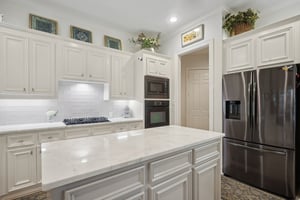 Amy Shores Ct-S2101-017.jpg