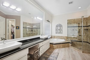 Amy Shores Ct-S2101-030.jpg