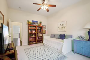 Amy Shores Ct-S2101-051.jpg