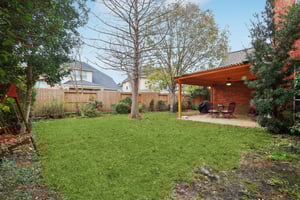 Amy Shores Ct-S2101-060.jpg