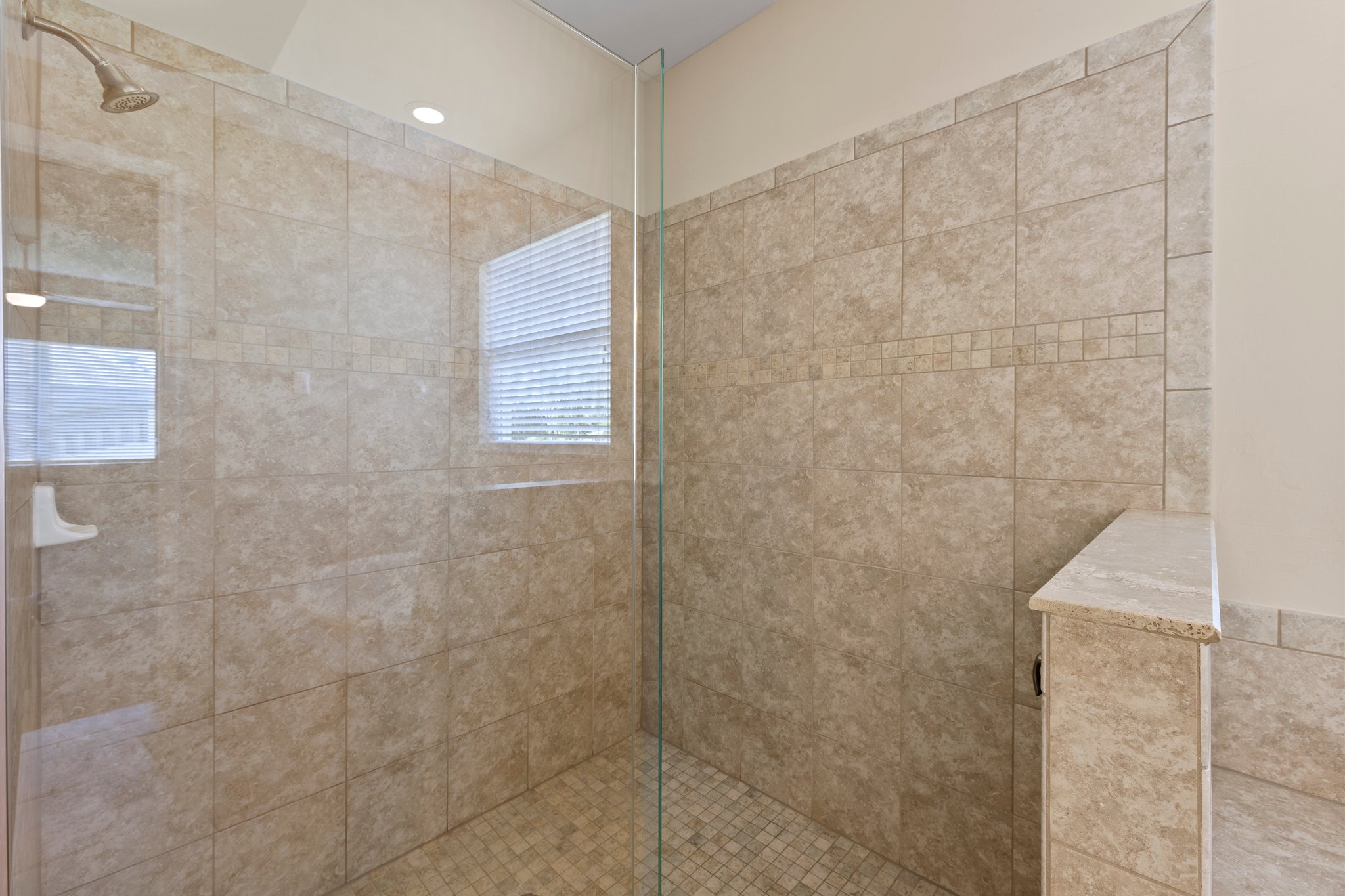 Primary Bathroom 4.jpg