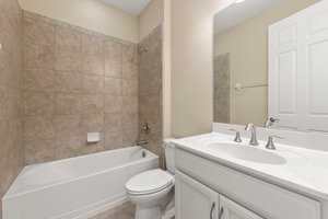 Guest Bathroom 1-1.jpg