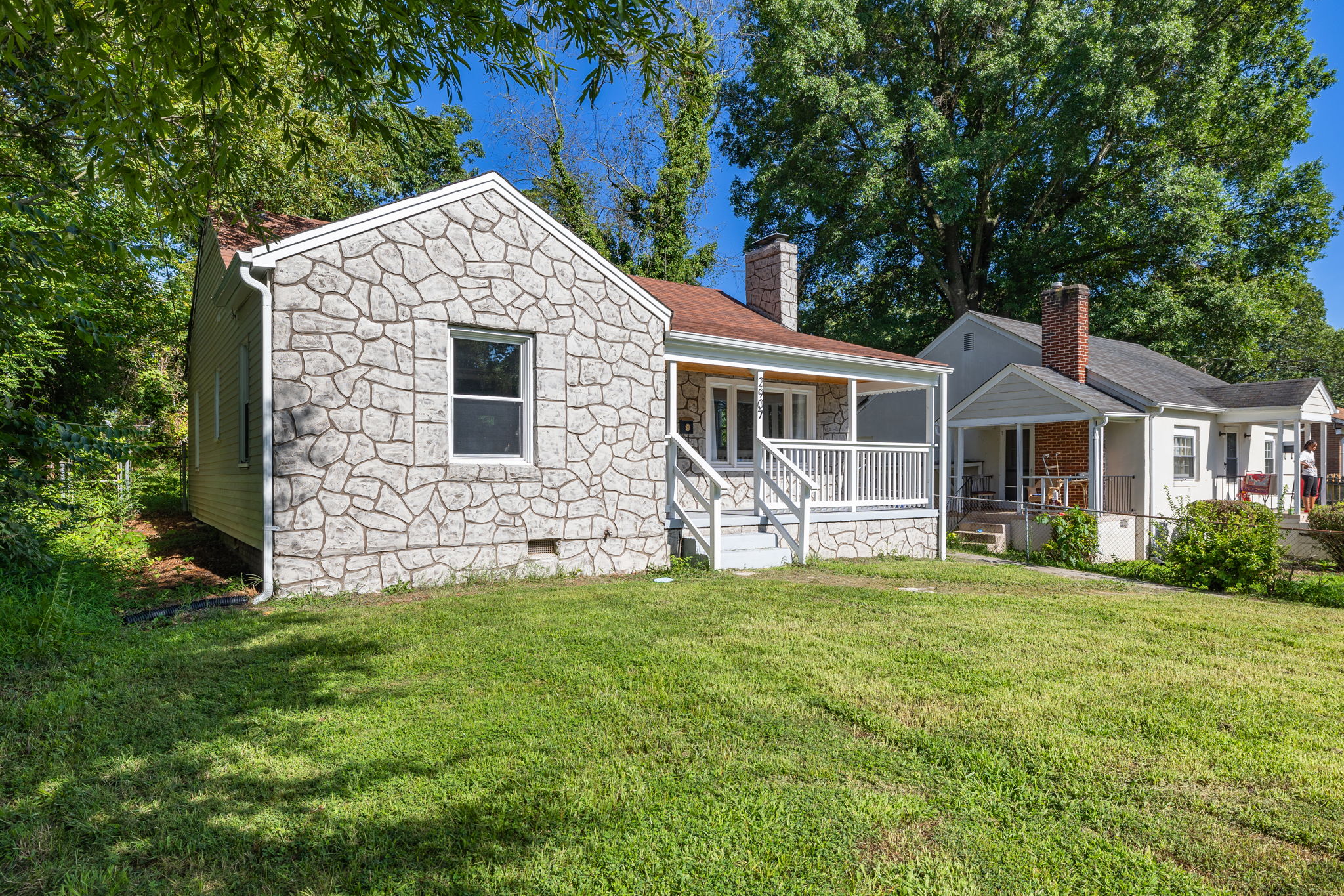 2907 Gilmer Ave NE, WinstonSalem, NC 27105 MM Triad Photography