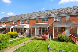 02. Front exterior.jpg