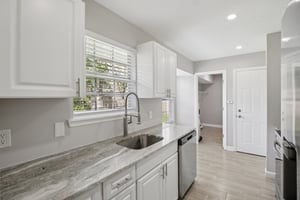Ida Ln-S1008-010.jpg