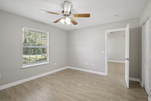 Ida Ln-S1008-017.jpg