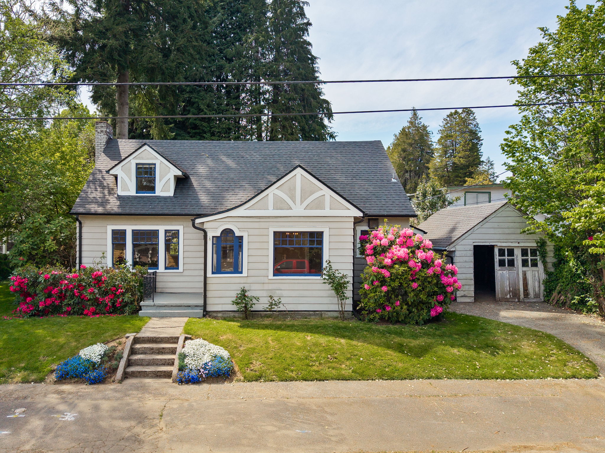 Adorable classic Carlyon home.