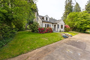 Ready to make this super charming home yours?