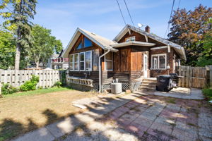 15_Exterior