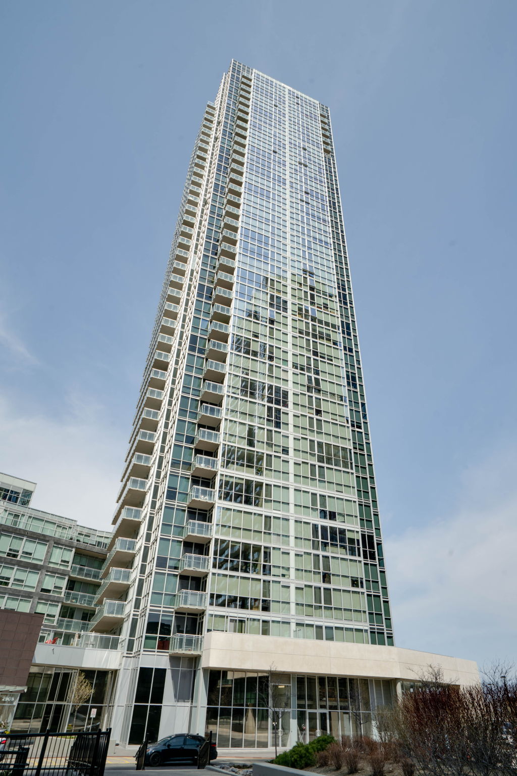 2908 Hwy 7 Unit 206 Vaughan, ON L4K 0K5