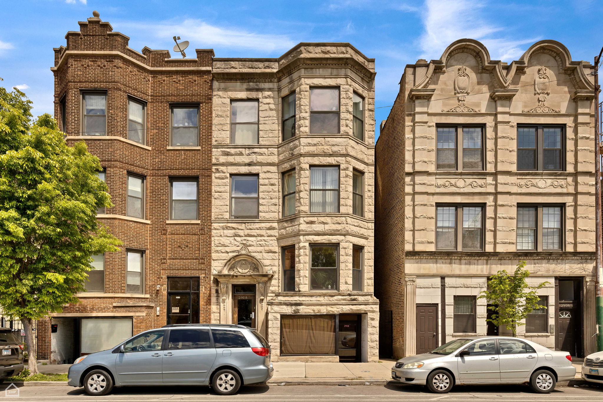 2908 W North Ave - Exterior_001