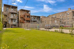 2908 W North Ave - Exterior_005