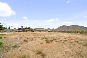  Photo 31