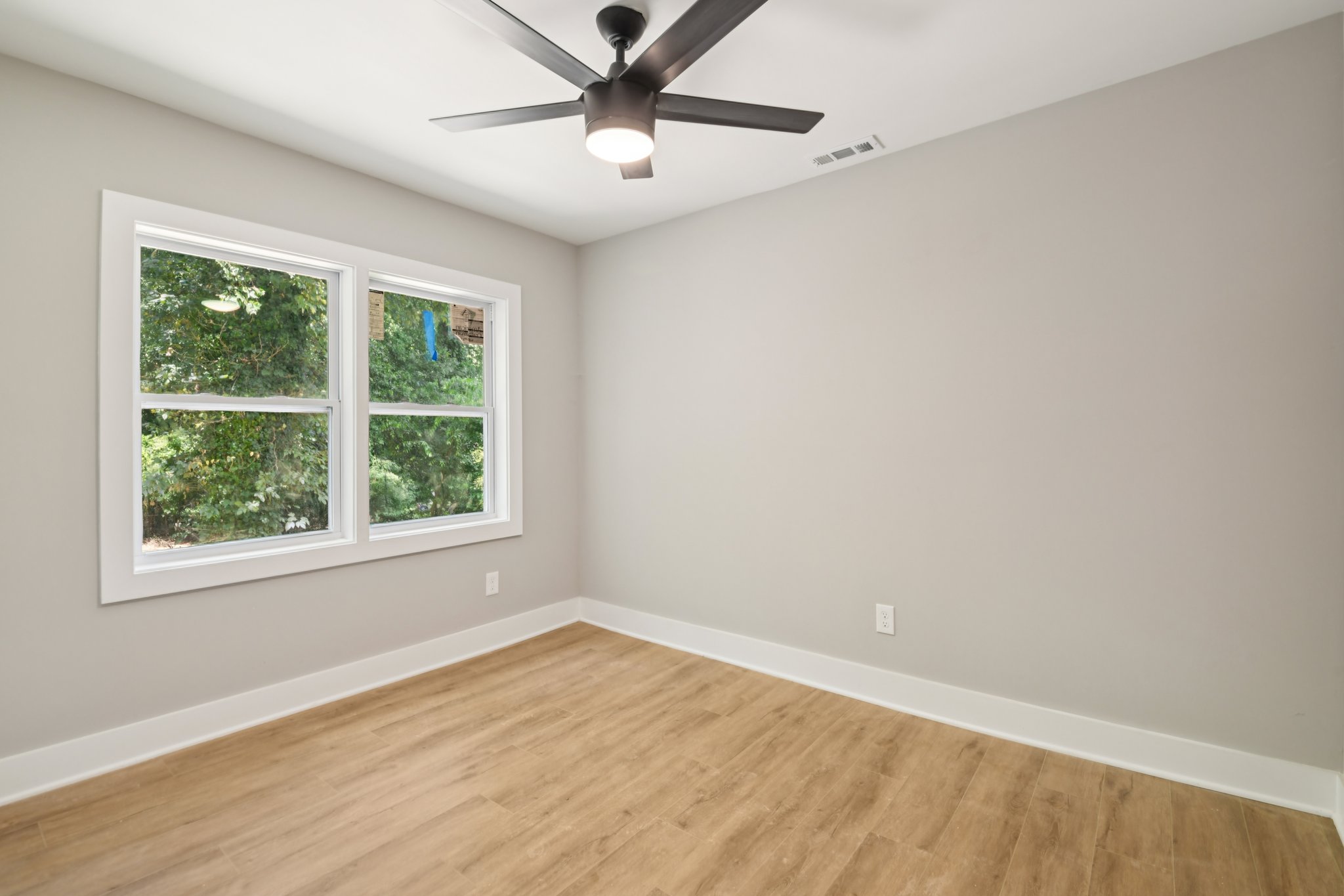 Diana Dr SW-S3007-020.jpg
