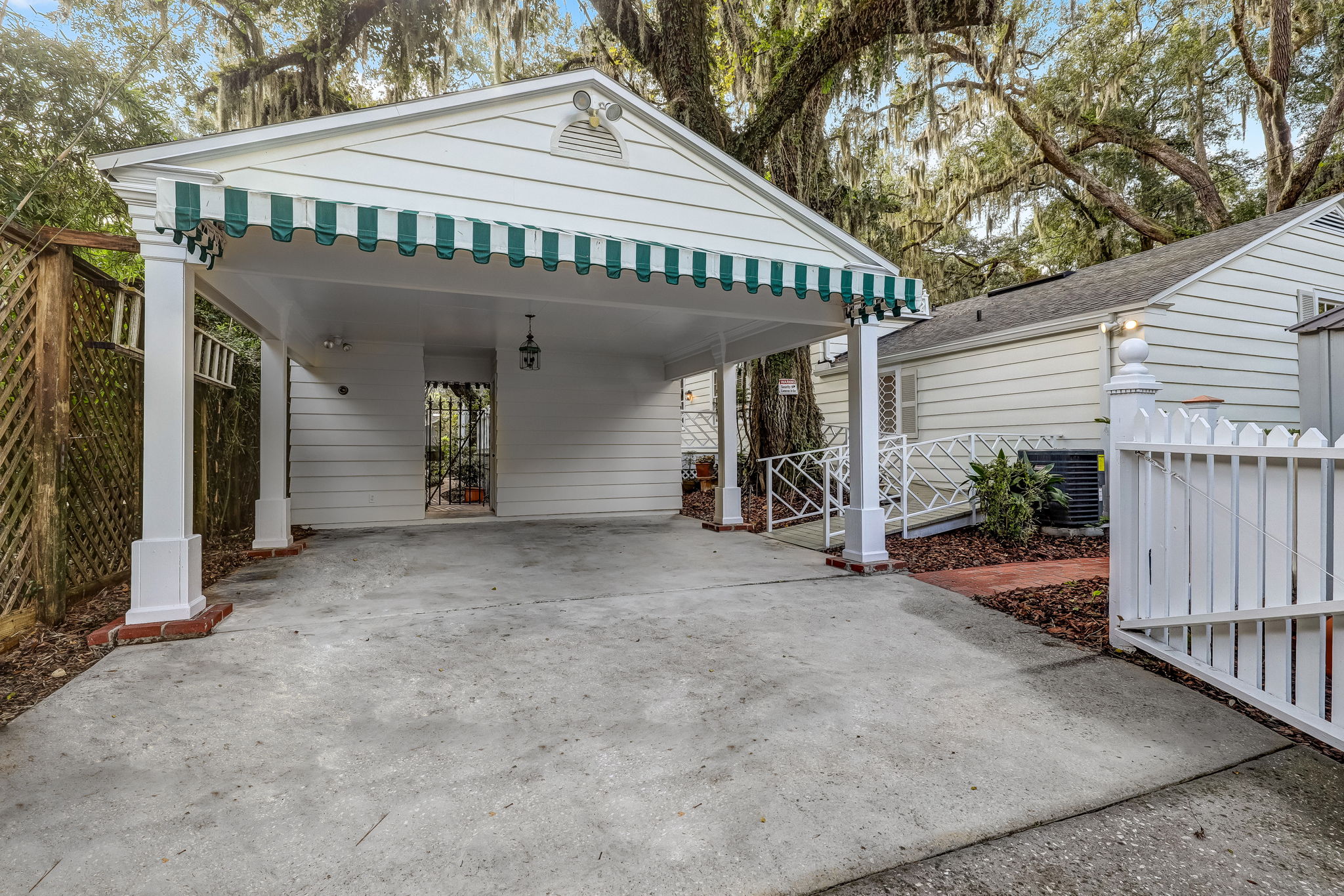 Car Port