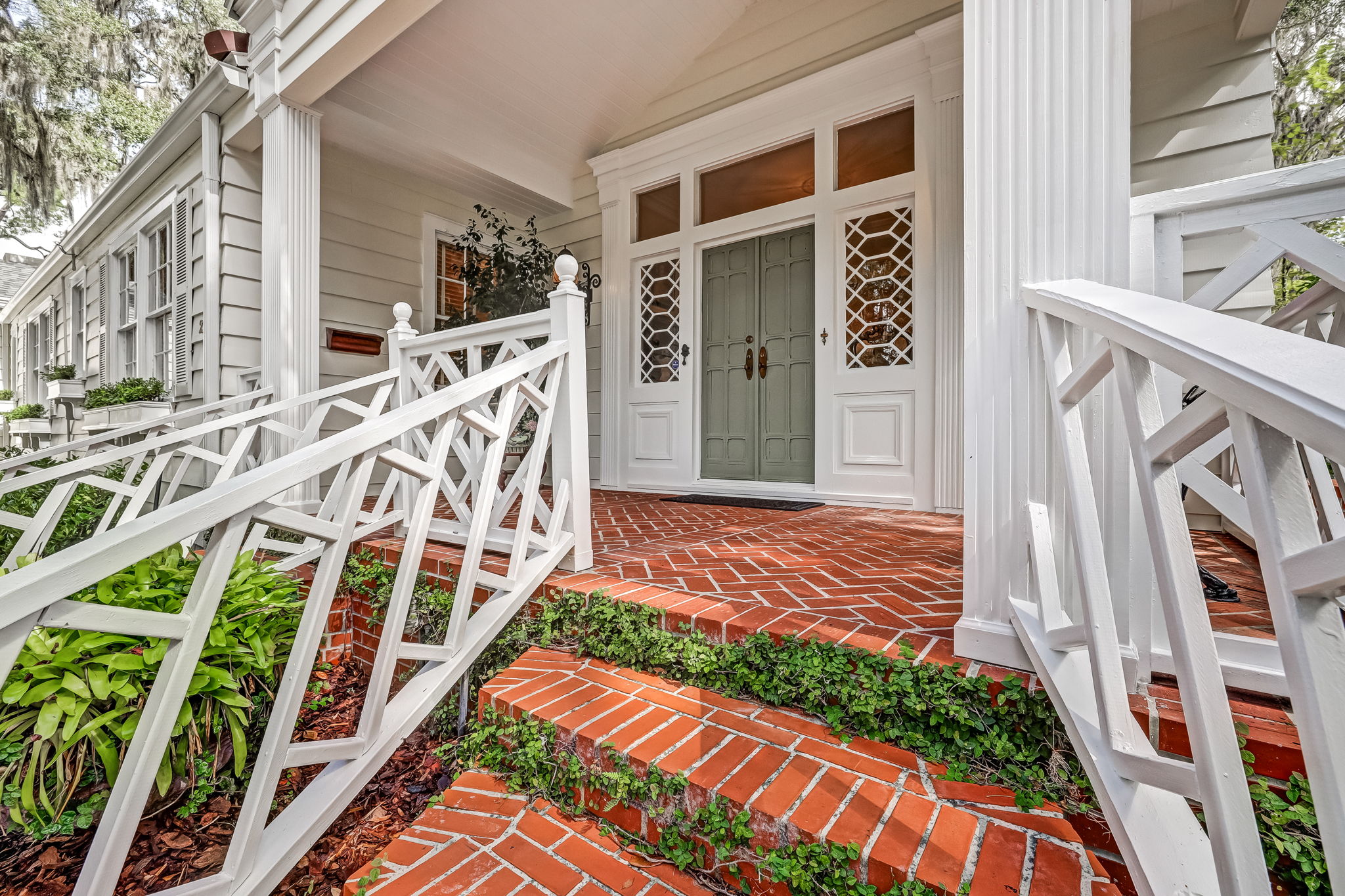 Front Entry Detail
