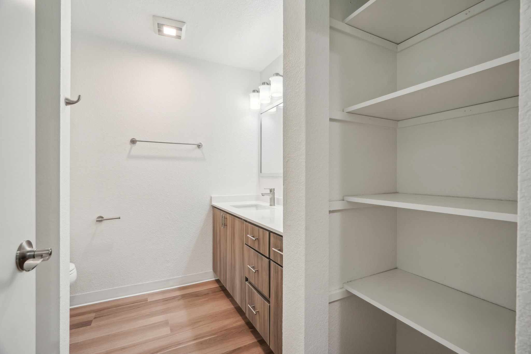 2909 NE 57th Ave-A6-1605-019