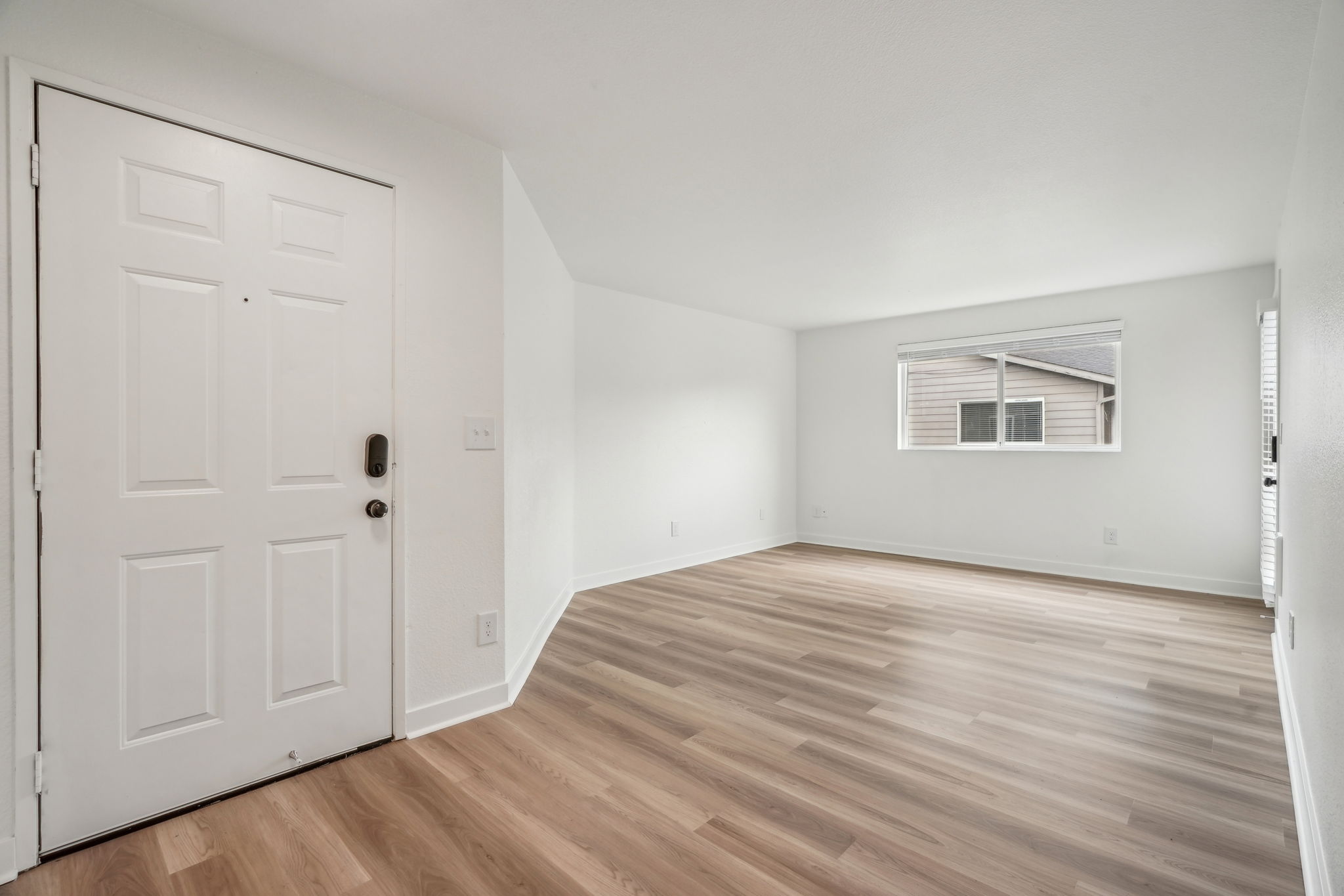 2909 NE 57th Ave-F36-1605-004