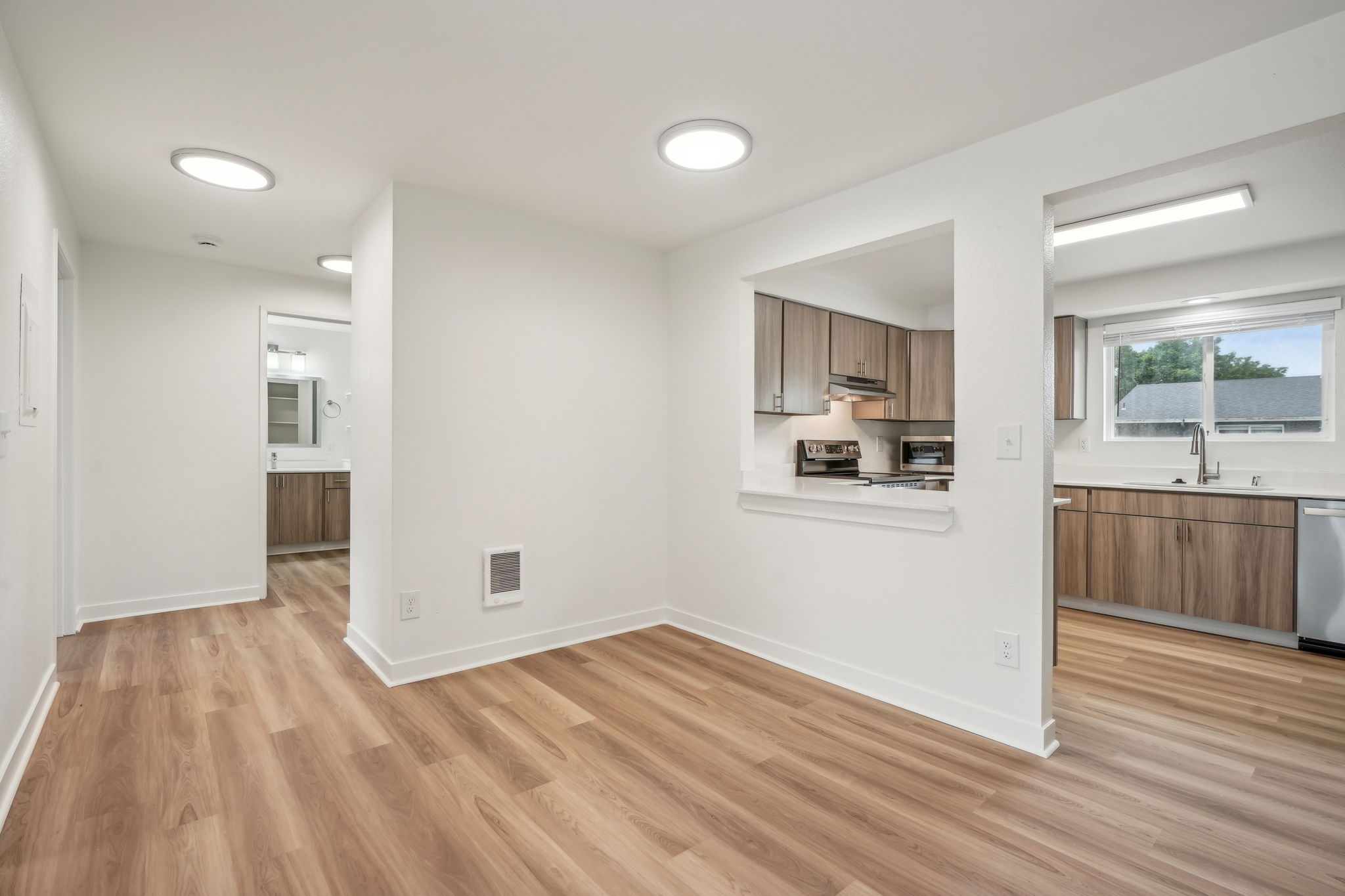 2909 NE 57th Ave-F36-1605-006