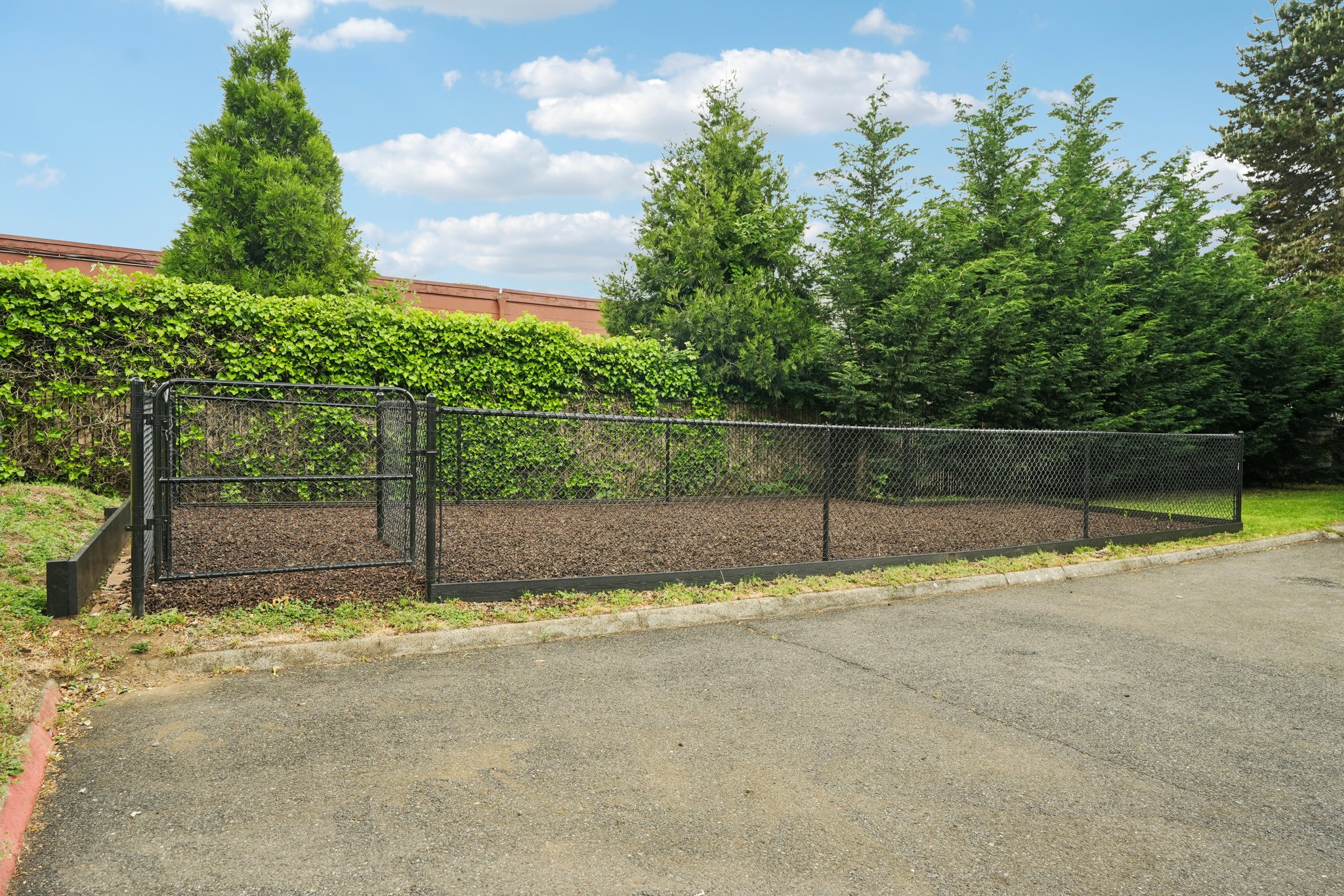 NE 57th Ave-1705-901.jpg