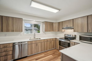 2909 NE 57th Ave-F35-1605-009