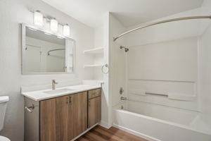 2909 NE 57th Ave-F35-1605-021