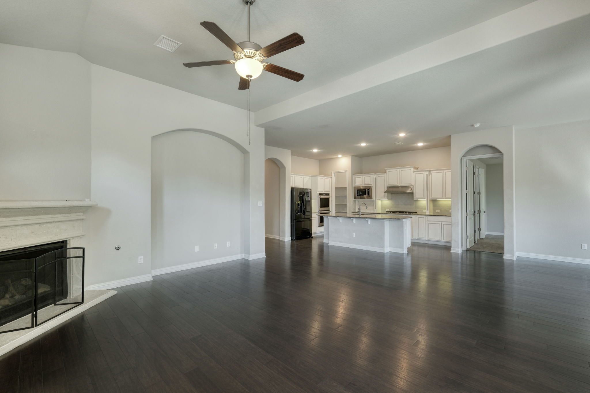Living/Kitchen