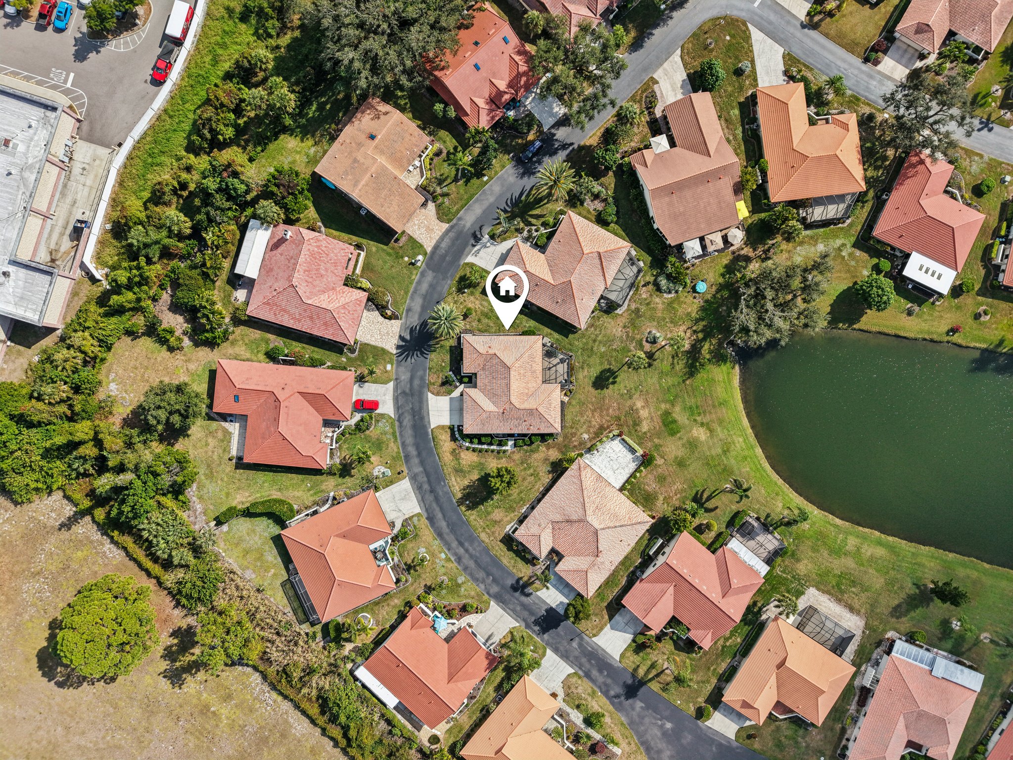 Laurel Hollow Dr-S2511-038.jpg