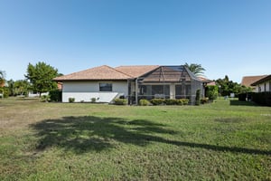 Laurel Hollow Dr-S2511-033.jpg