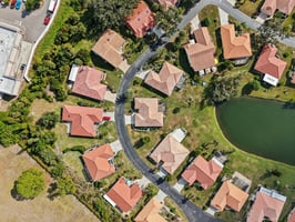 Laurel Hollow Dr-S2511-037.jpg