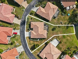 Laurel Hollow Dr-S2511-041.jpg