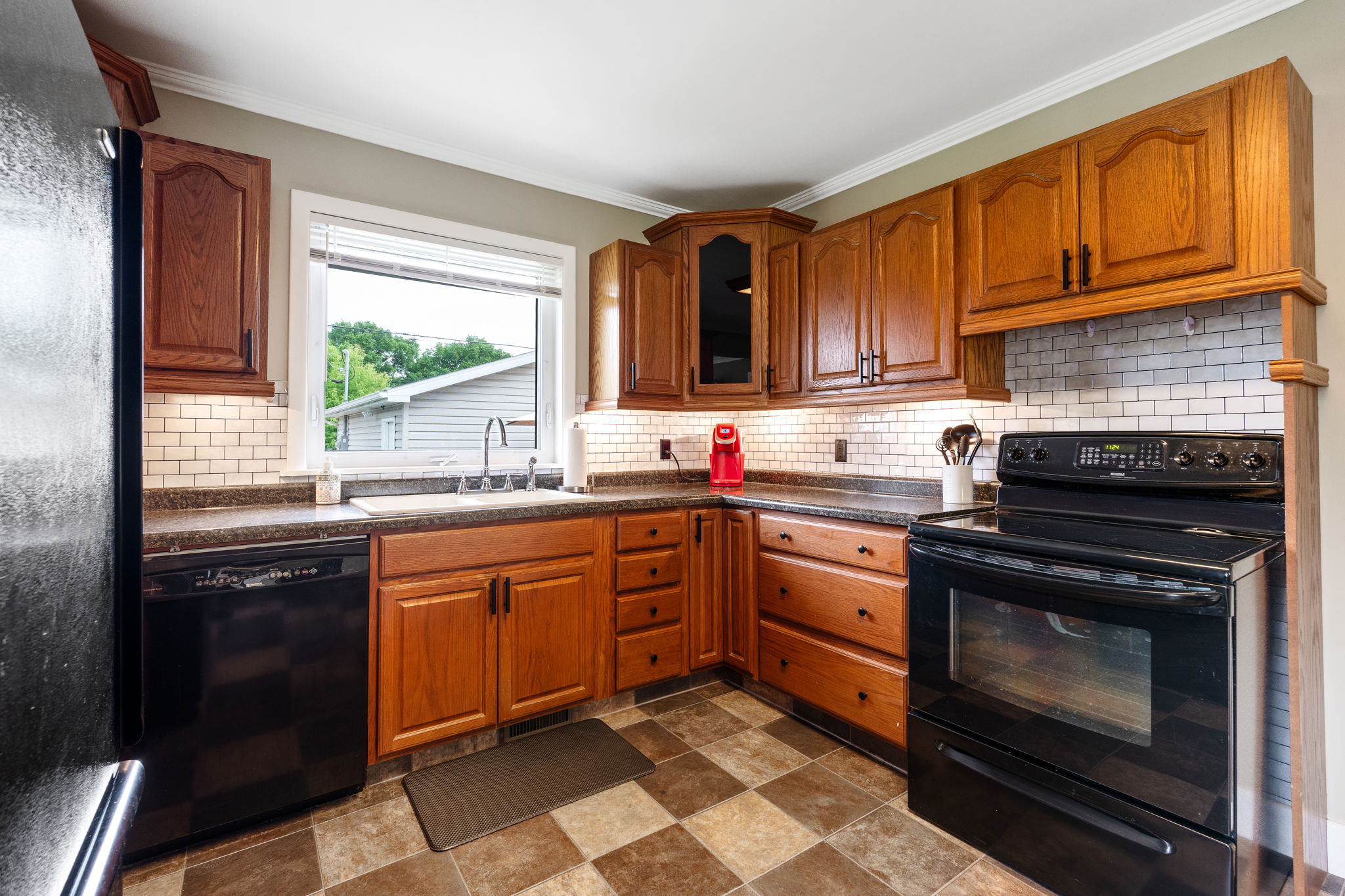 291 Smithfield Ave - Interior-10