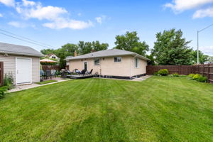 291 Smithfield Ave - Exterior-5