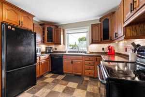 291 Smithfield Ave - Interior-11