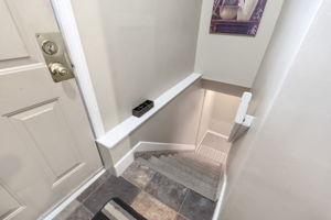 291 Smithfield Ave - Interior-19