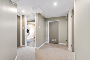 291 Smithfield Ave - Interior-23