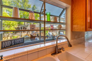 017_291 Wright Ave