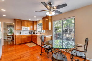 018_291 Wright Ave