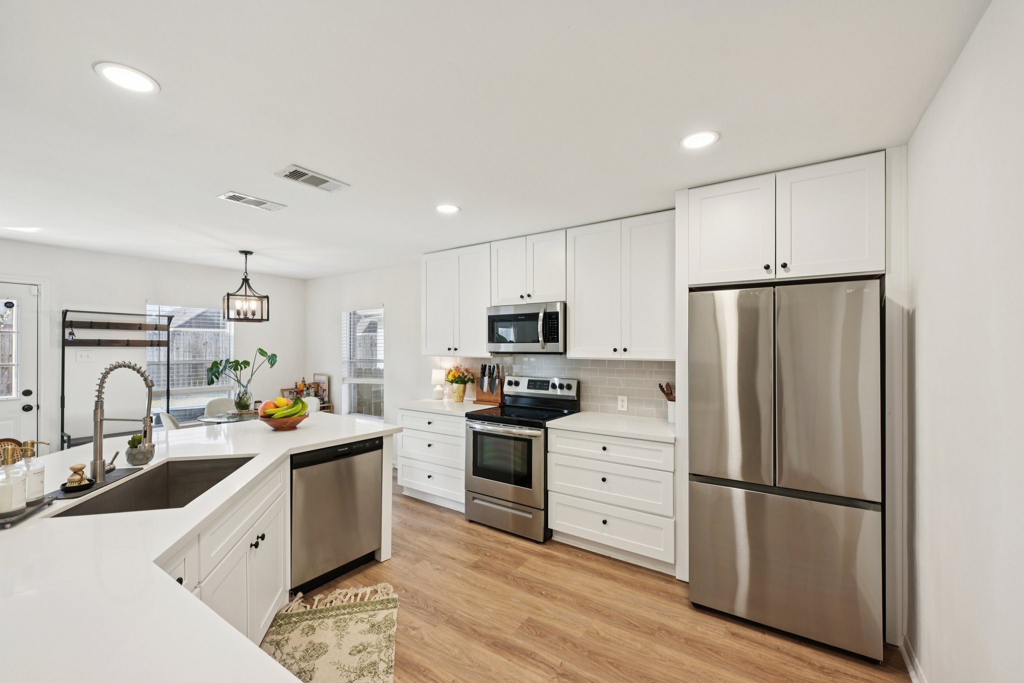 Fountain Brook Ct-L0302-014.jpg