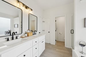 Fountain Brook Ct-L0302-030.jpg