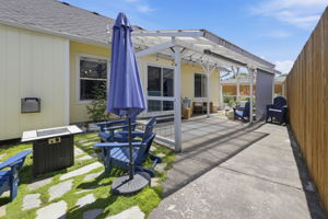  Photo 42